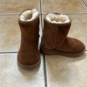 Toddler Ugg boots 8